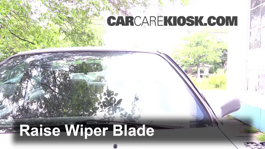 2000 Honda Civic EX 1.6L 4 Cyl. Coupe (2 Door) Windshield Wiper Blade (Front)